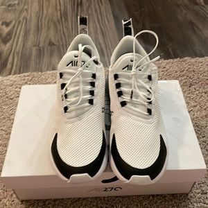 W air max 270 se